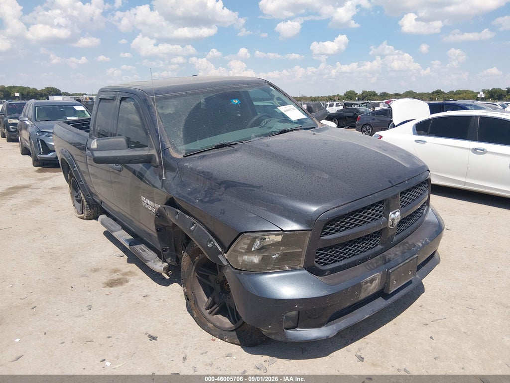 2019 Ram 1500 Classic Express 4X4 6'4 Box photo 1