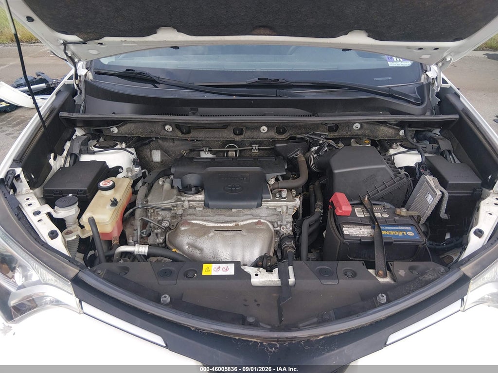 2018 Toyota RAV4 LE photo 10