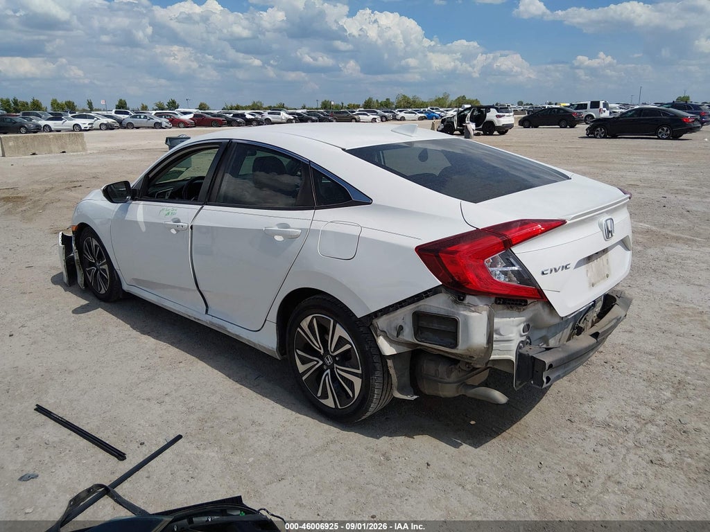 2018 Honda Civic EX-T photo 3