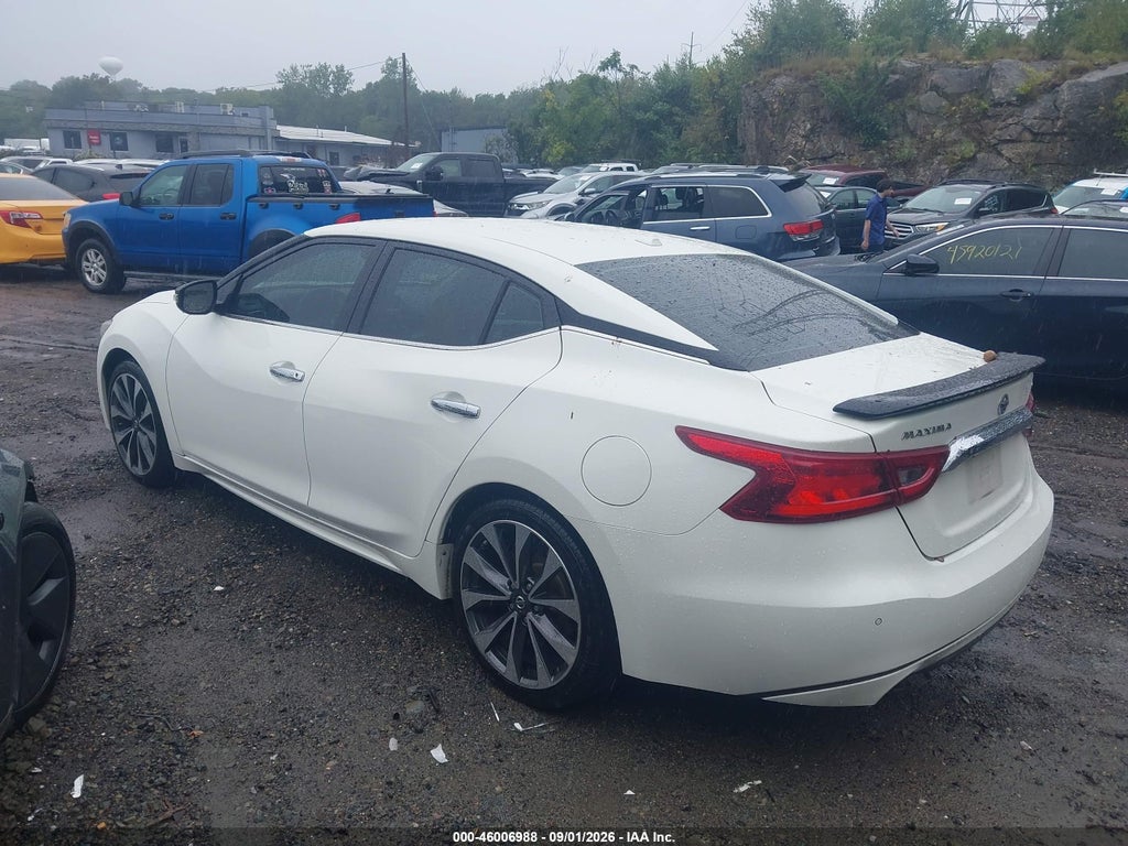 2017 Nissan Maxima 3.5 SR photo 3