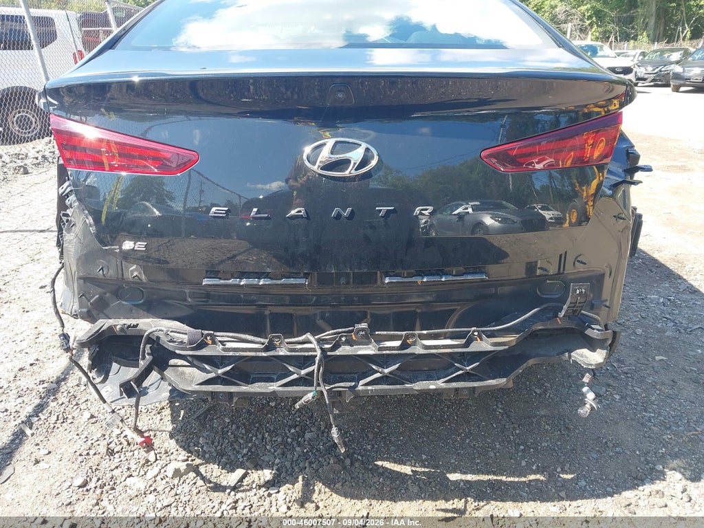 2020 Hyundai Elantra SE photo 6