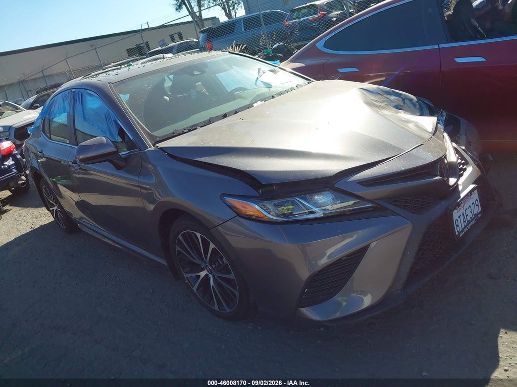 TOYOTA CAMRY 2020