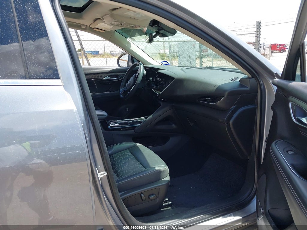 2022 Buick Envision FWD Avenir photo 5