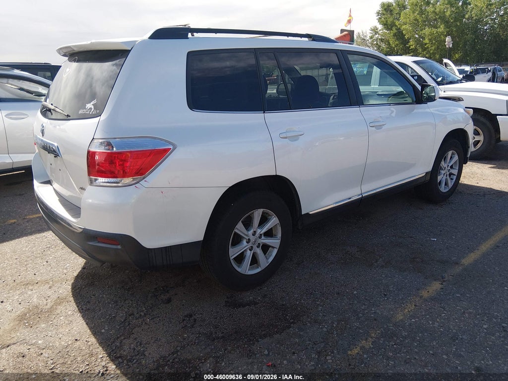 2013 Toyota Highlander SE V6 photo 4