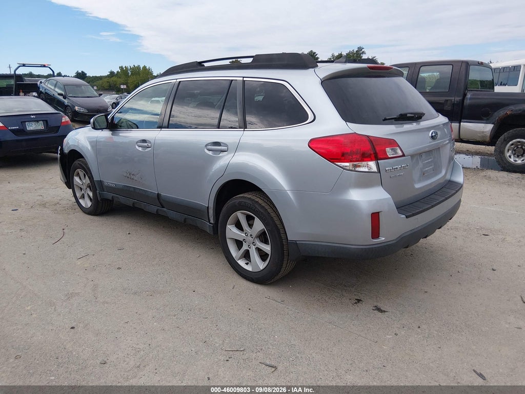 2014 Subaru Outback 2.5I Premium photo 3