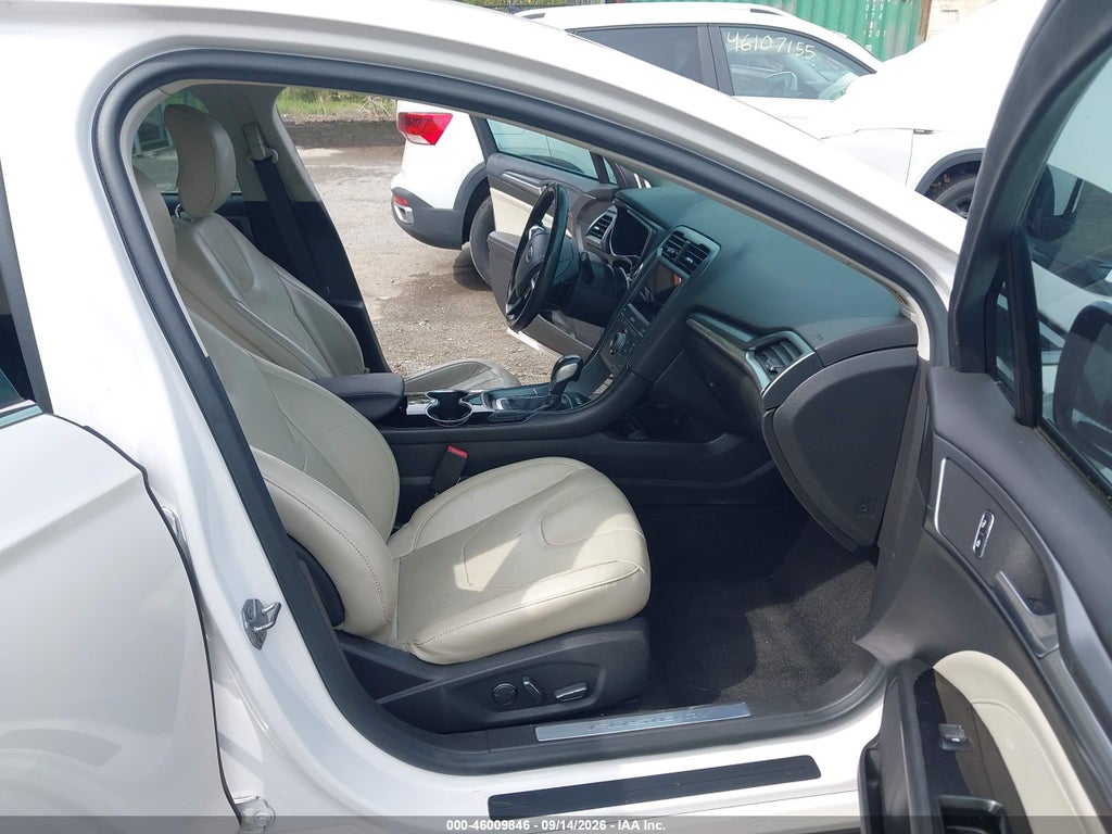 2015 Ford Fusion Titanium photo 5