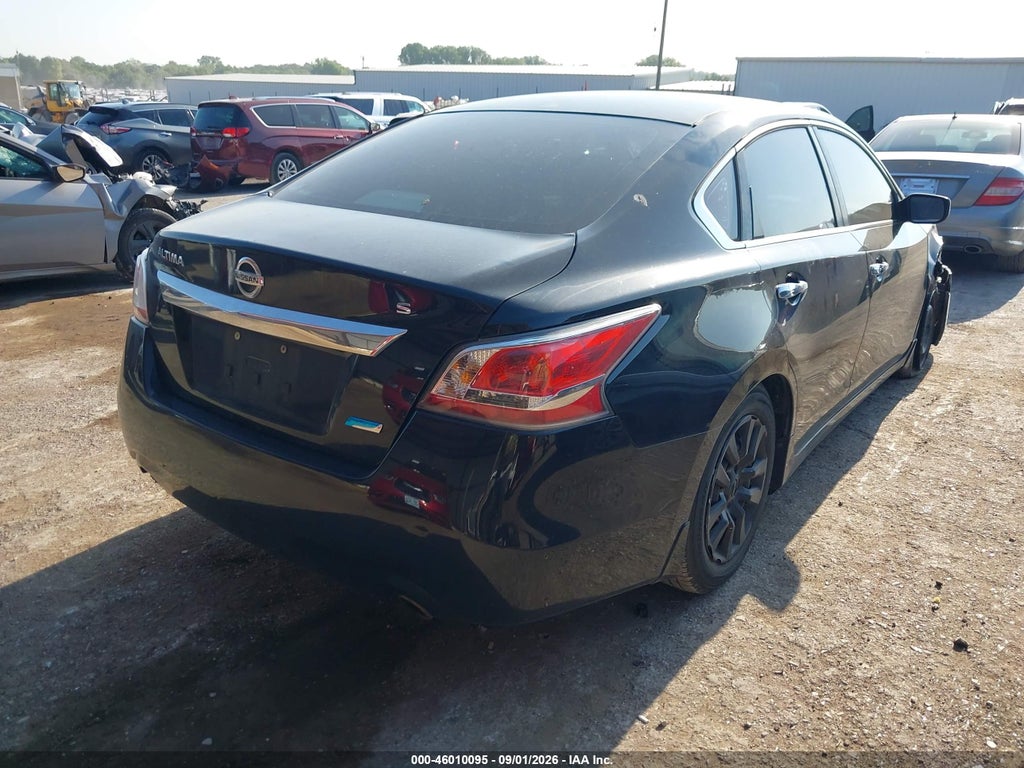 2014 Nissan Altima 2.5 S photo 4