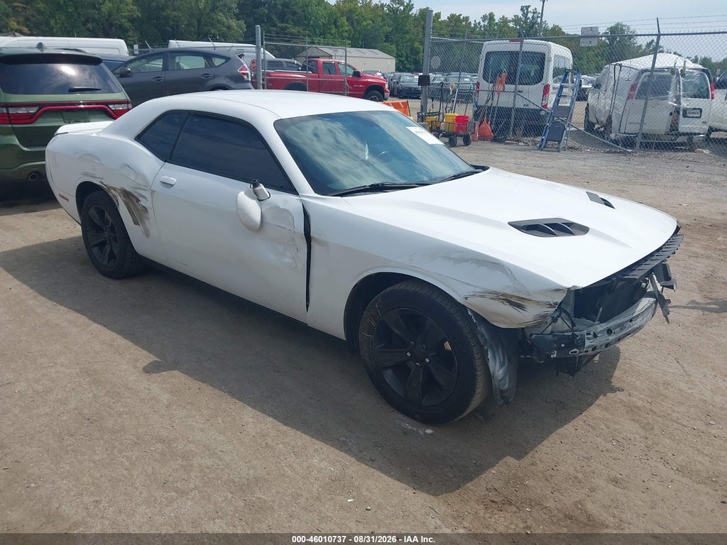 2019 Dodge Challenger SXT photo 1