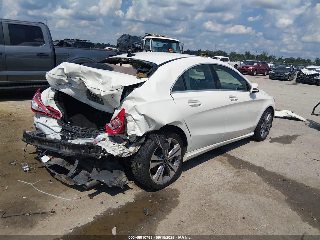 2018 Mercedes-Benz CLA 250 photo 4