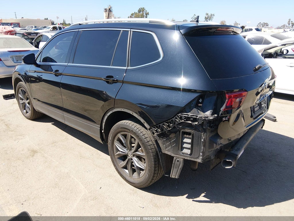 2023 Volkswagen Tiguan 2.0T SE photo 3