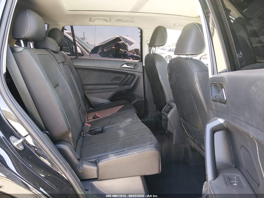 2023 Volkswagen Tiguan 2.0T SE photo 8