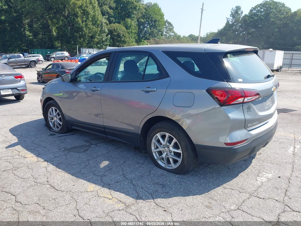 2023 Chevrolet Equinox FWD LS photo 3