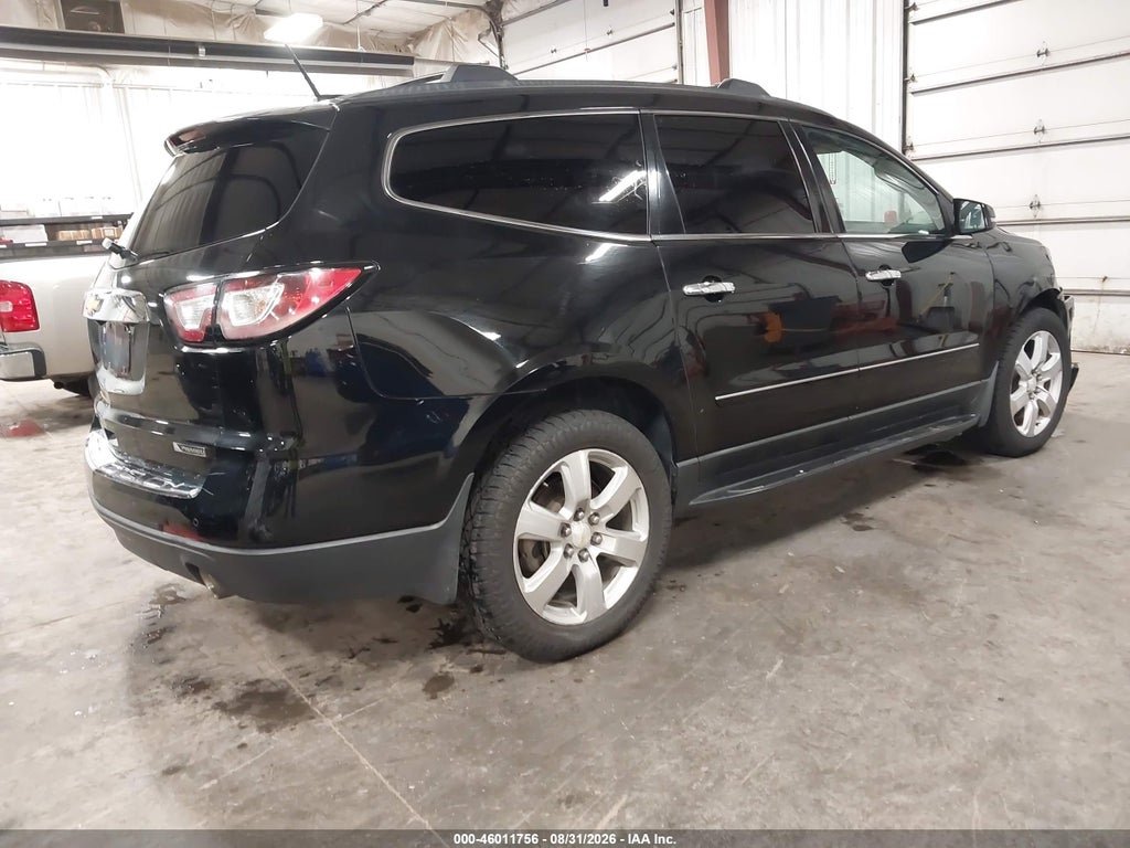 2017 Chevrolet Traverse Premier photo 4