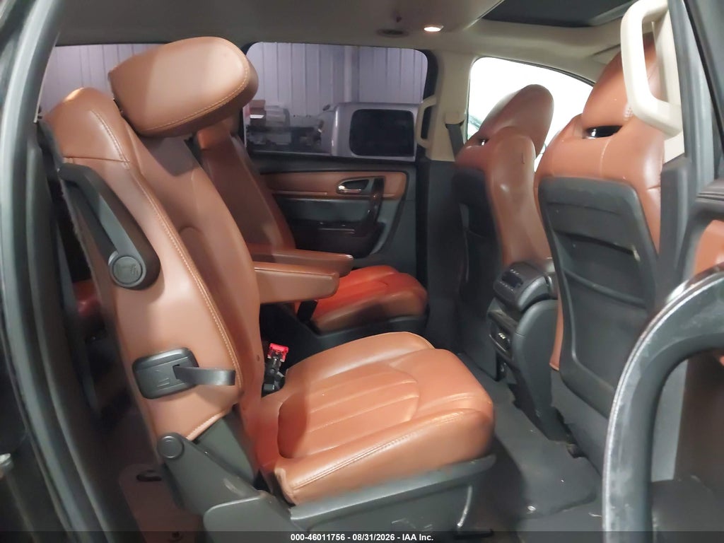 2017 Chevrolet Traverse Premier photo 8