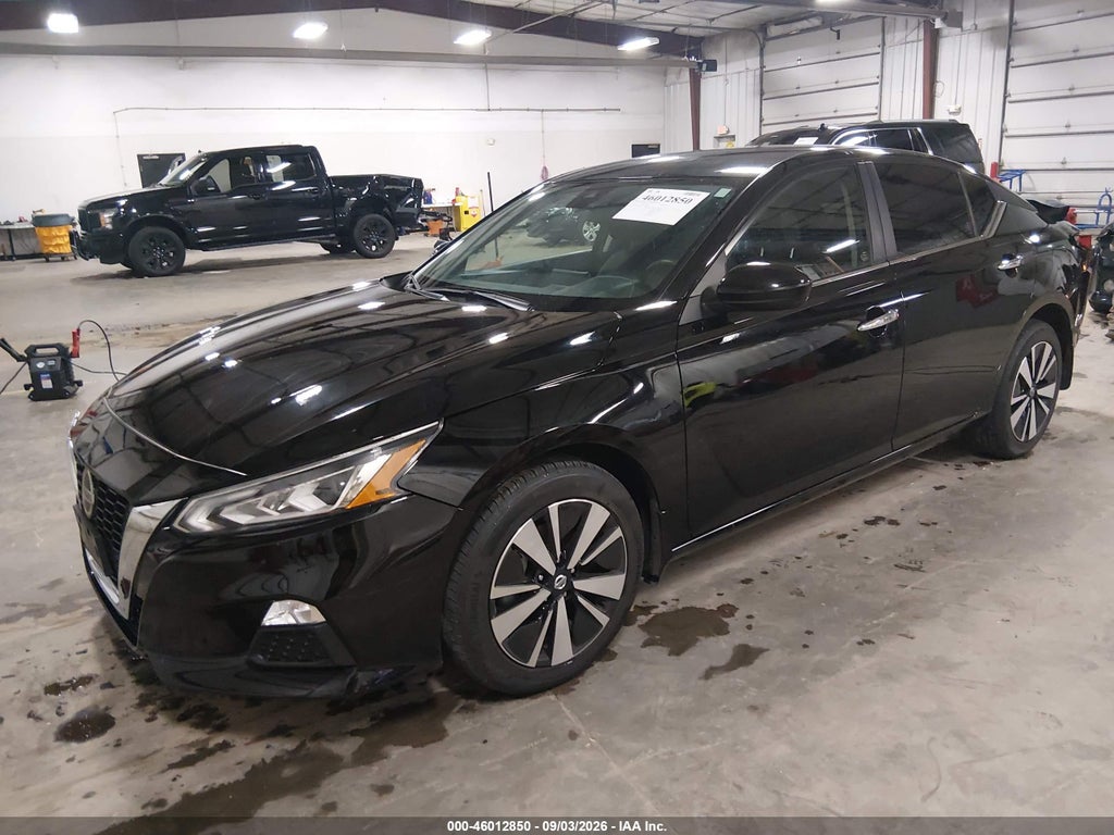 2021 Nissan Altima SV Intelligent AWD photo 2