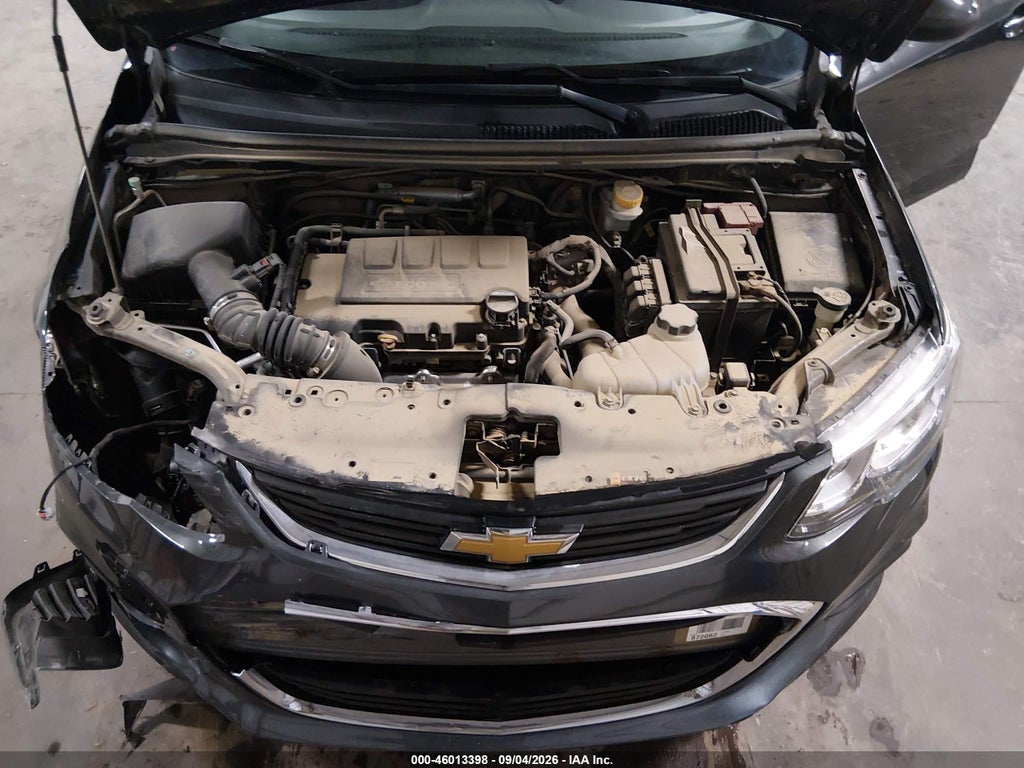 2020 Chevrolet Sonic FWD LT photo 10