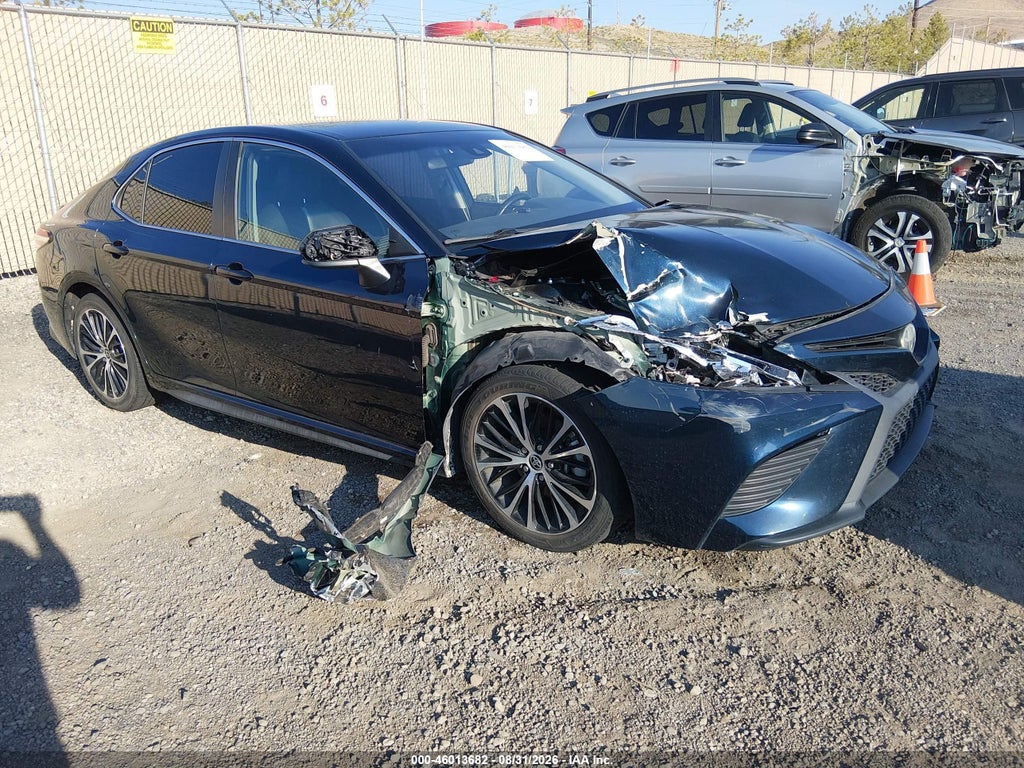 TOYOTA CAMRY 2020