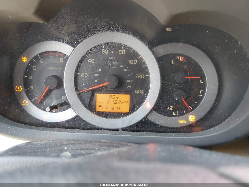 2011 Toyota RAV4 photo 7