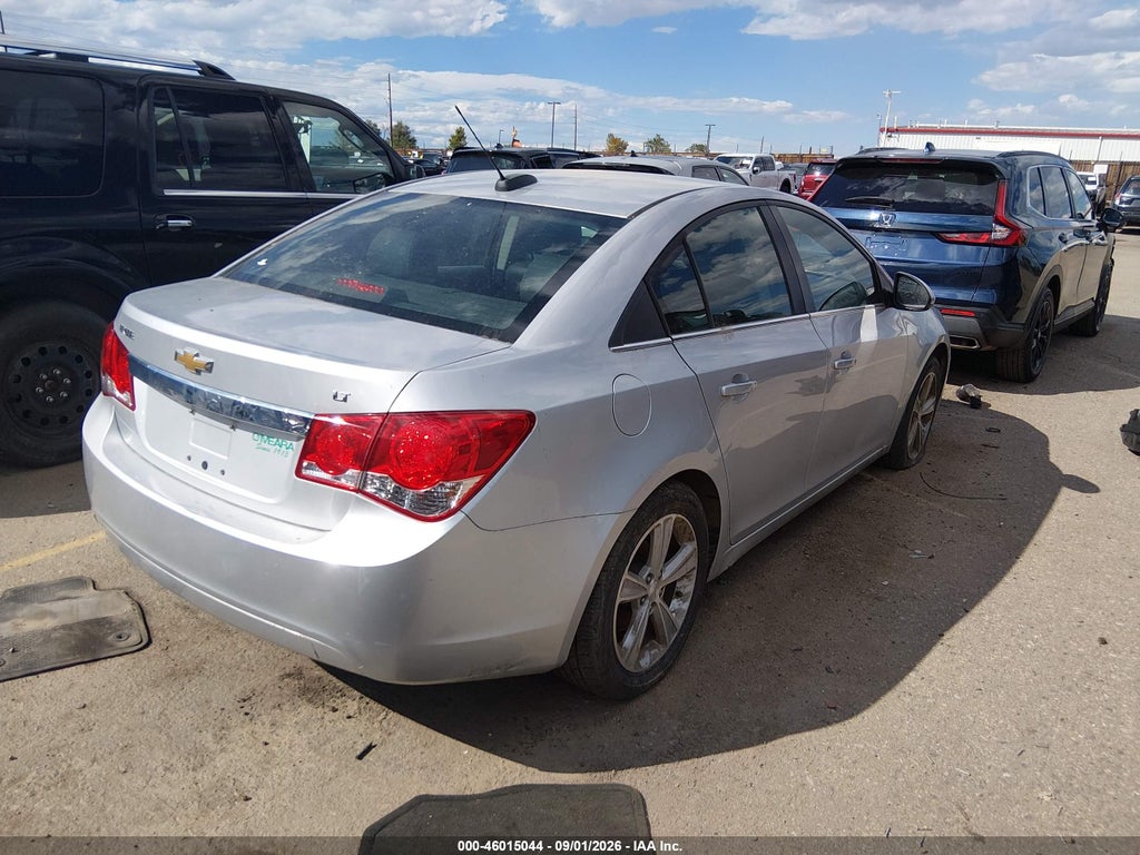 2015 Chevrolet Cruze 2LT Auto photo 4