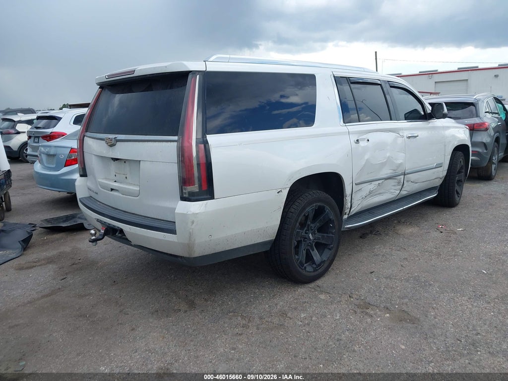 2017 Cadillac Escalade ESV Luxury photo 4
