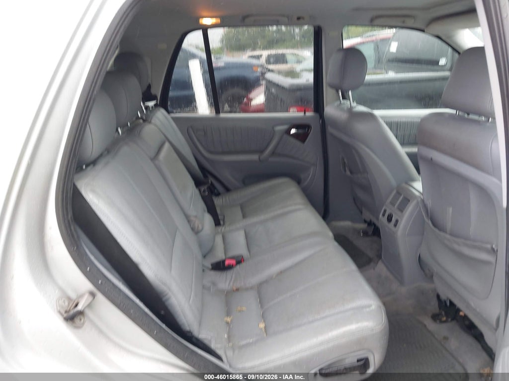 2002 Mercedes-Benz ML 320 photo 8