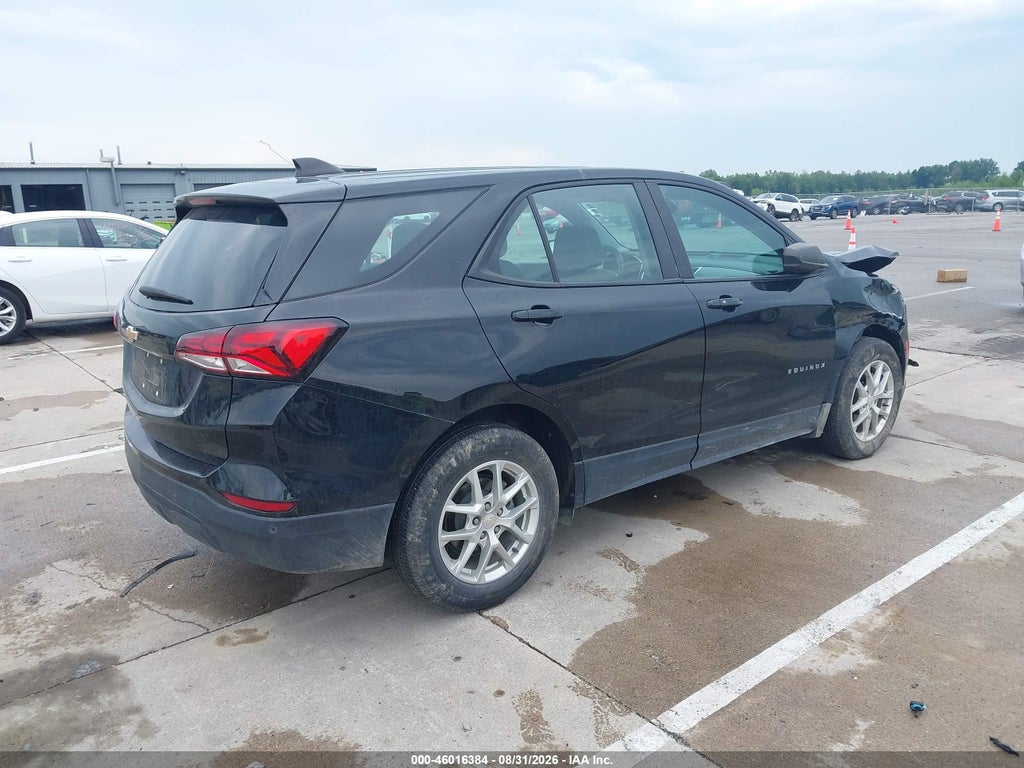 2023 Chevrolet Equinox FWD LS photo 4
