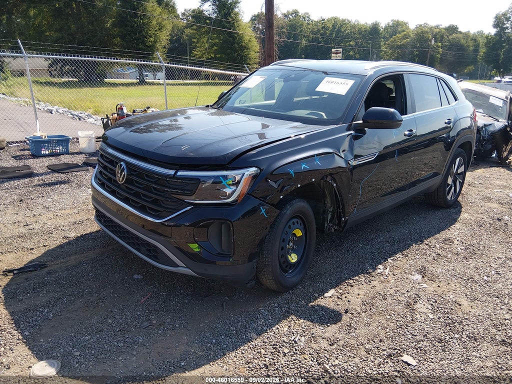 2025 Volkswagen Atlas Cross Sport 2.0T SE W/Technology photo 2