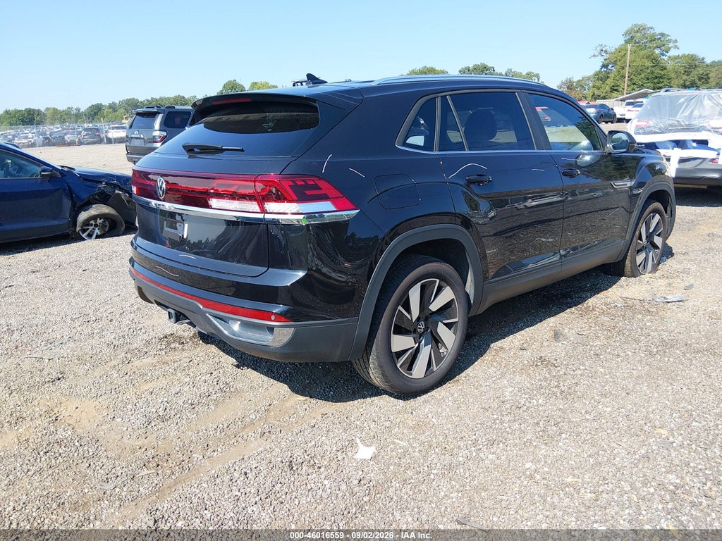 2025 Volkswagen Atlas Cross Sport 2.0T SE W/Technology photo 4