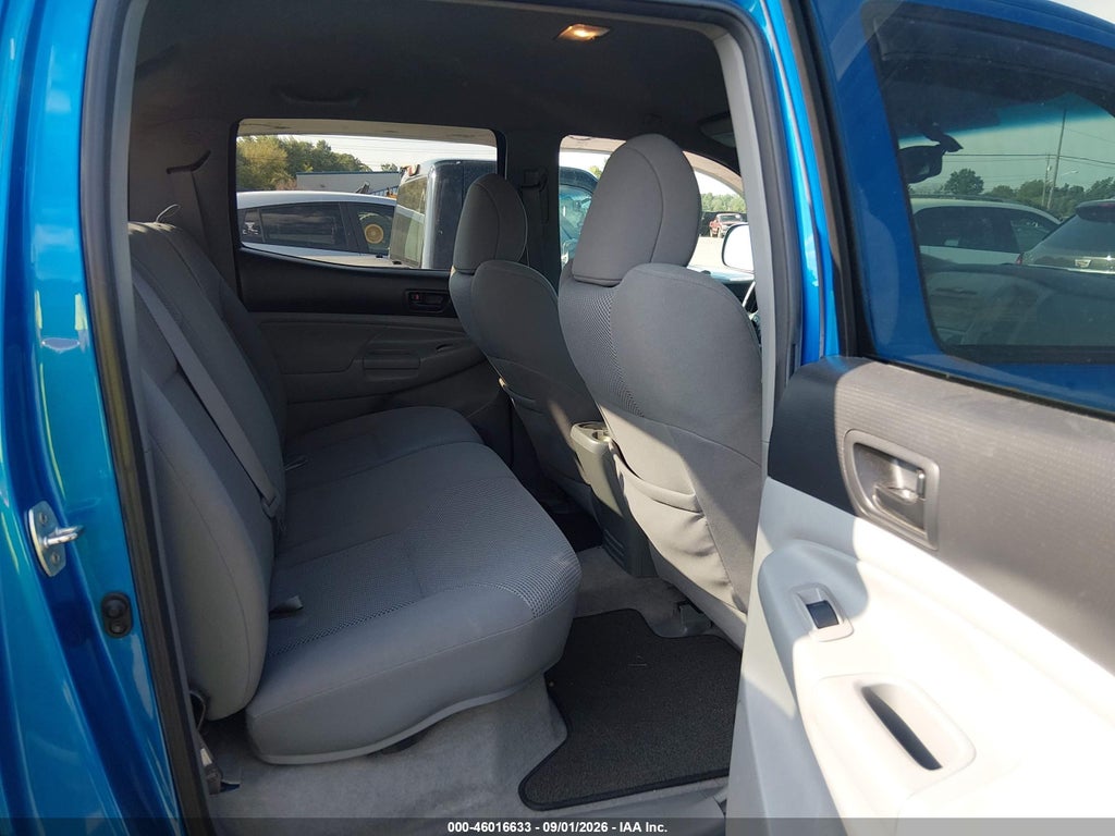 2010 Toyota Tacoma Prerunner V6 photo 8