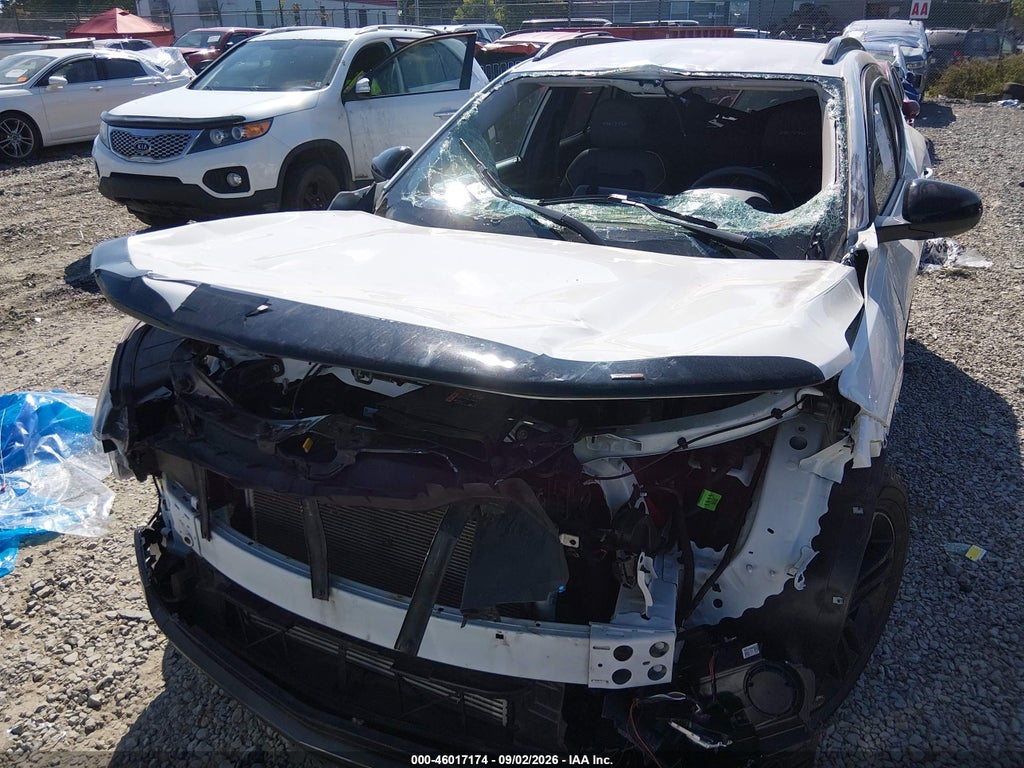 2025 Chevrolet Trax FWD Activ photo 6