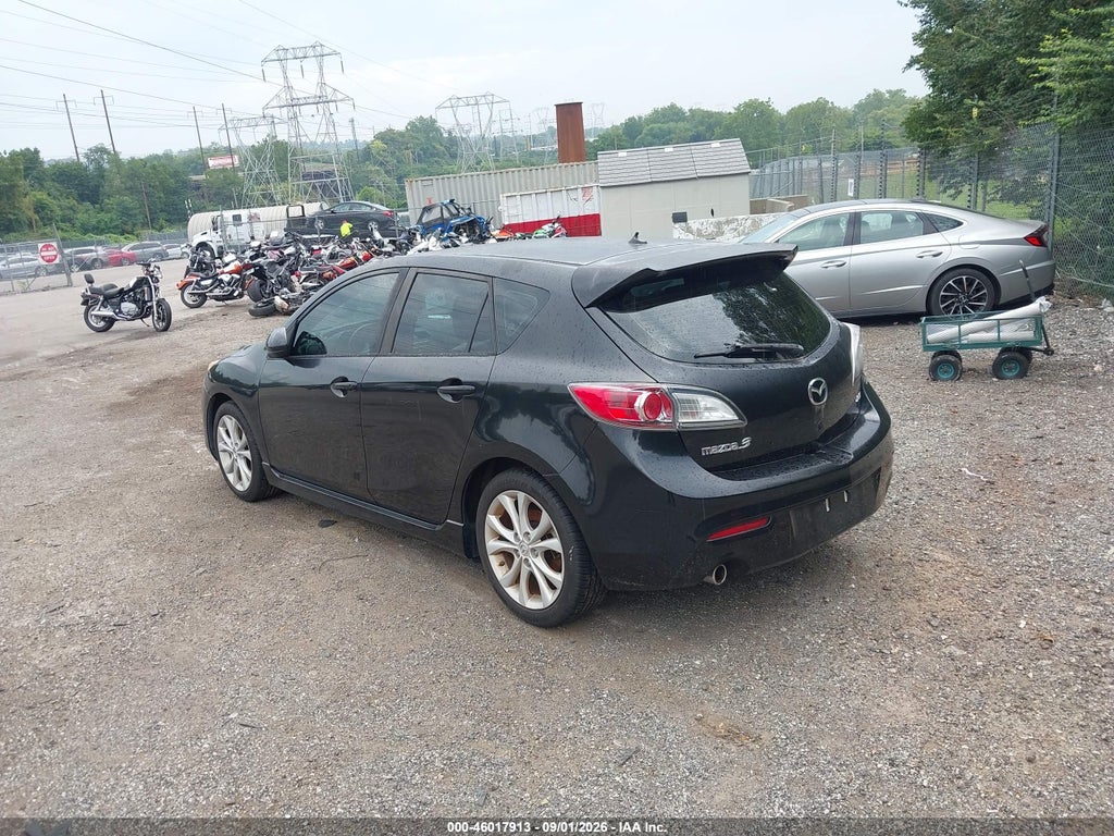 2011 Mazda MAZDA3 S Sport photo 3