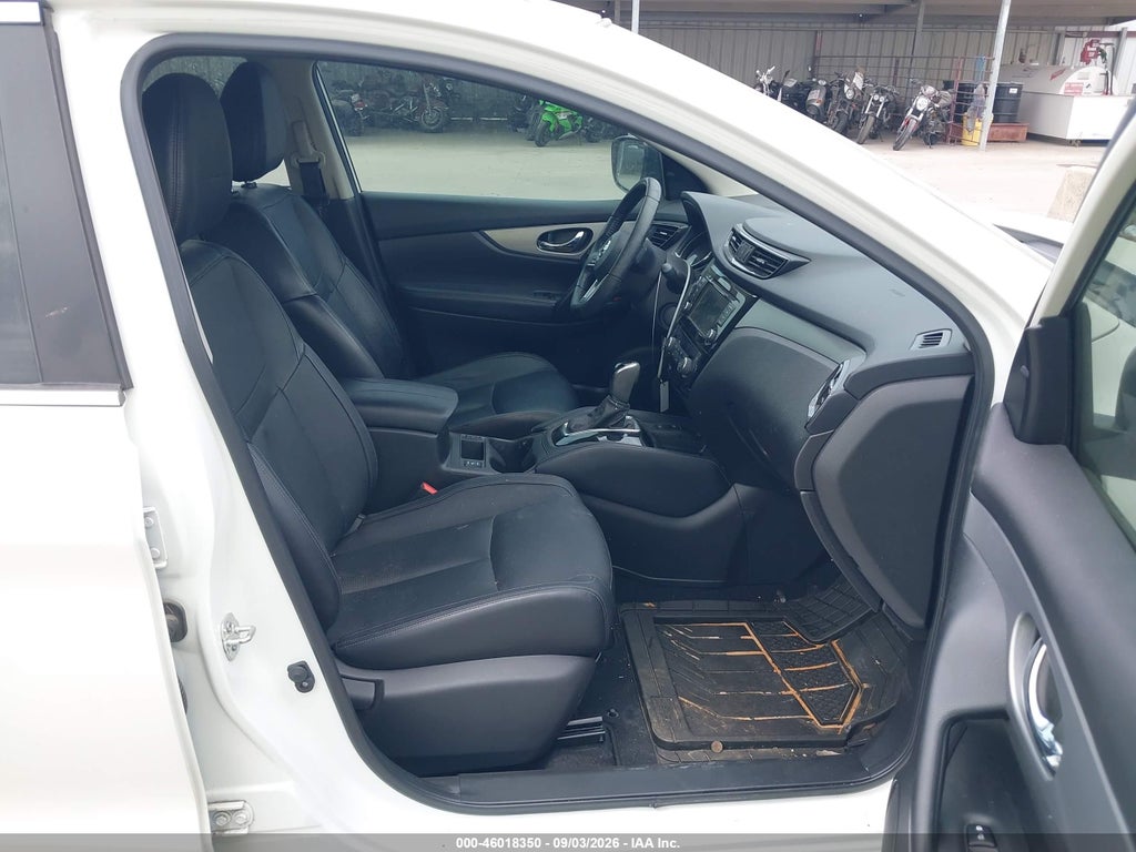 2020 Nissan Rogue Sport SL FWD Xtronic CVT photo 5
