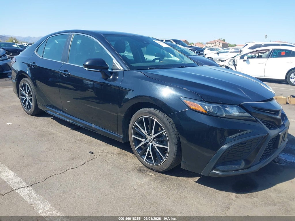 TOYOTA CAMRY 2021