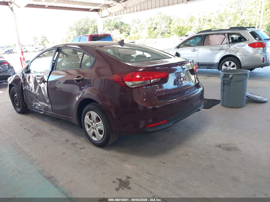 2018 Kia Forte LX photo 3