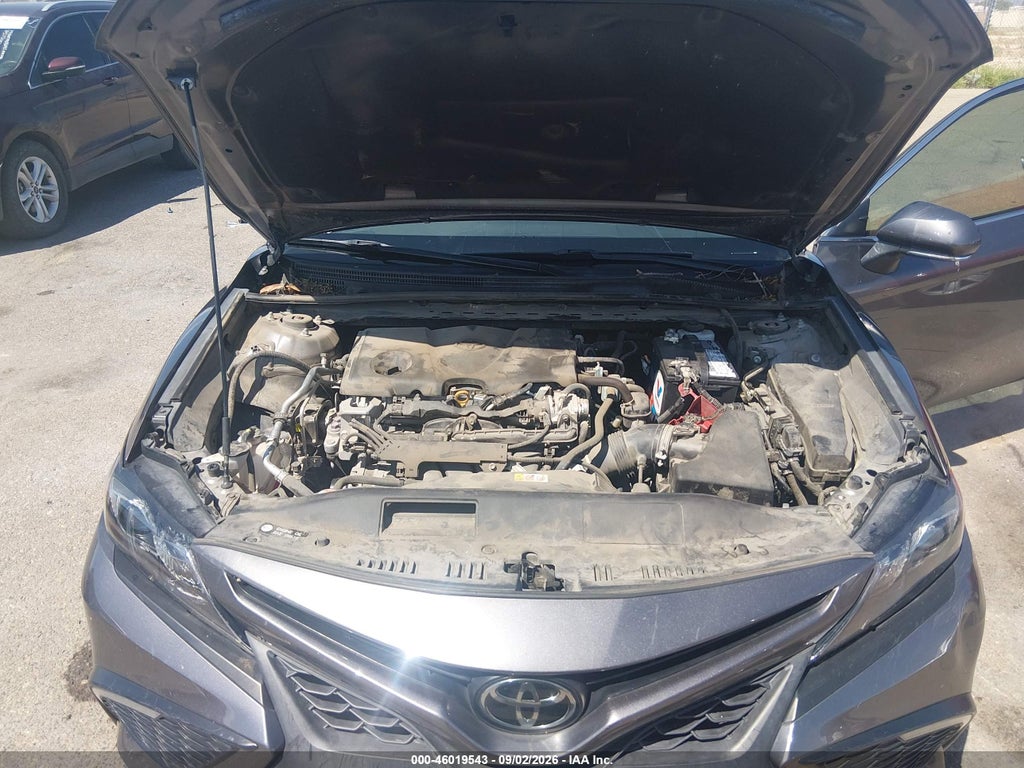 2023 Toyota Camry SE photo 10