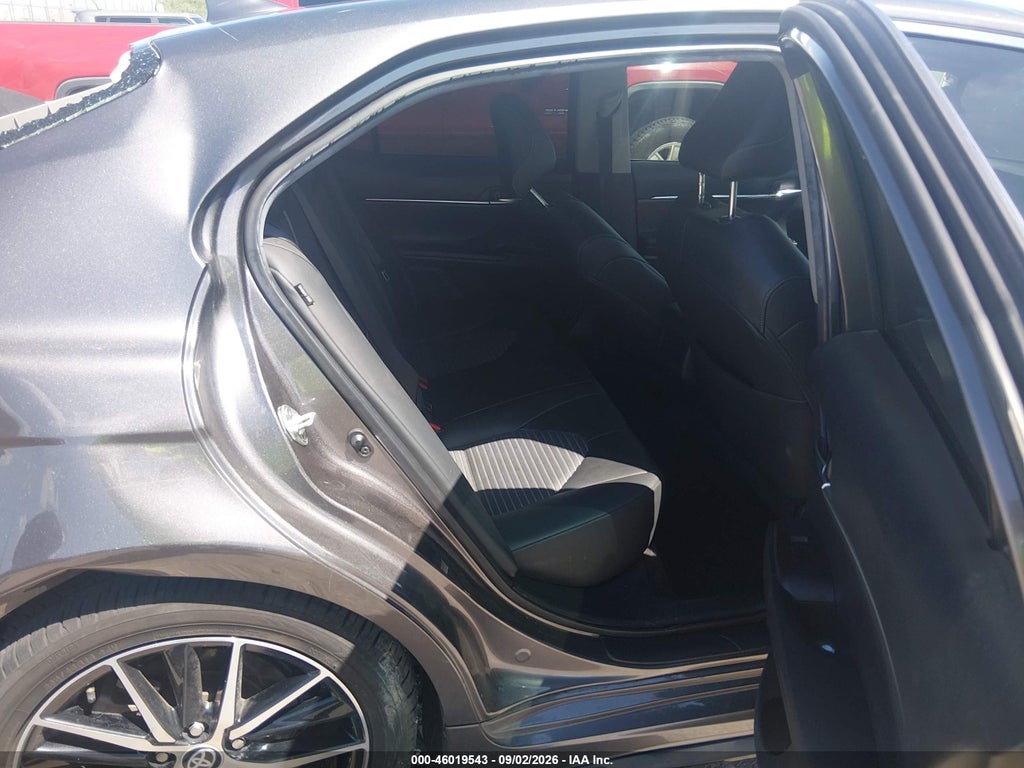2023 Toyota Camry SE photo 8