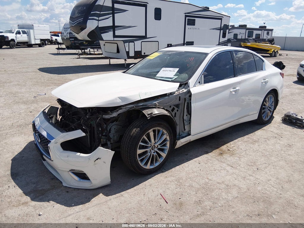 2020 Infiniti Q50 Luxe AWD photo 2