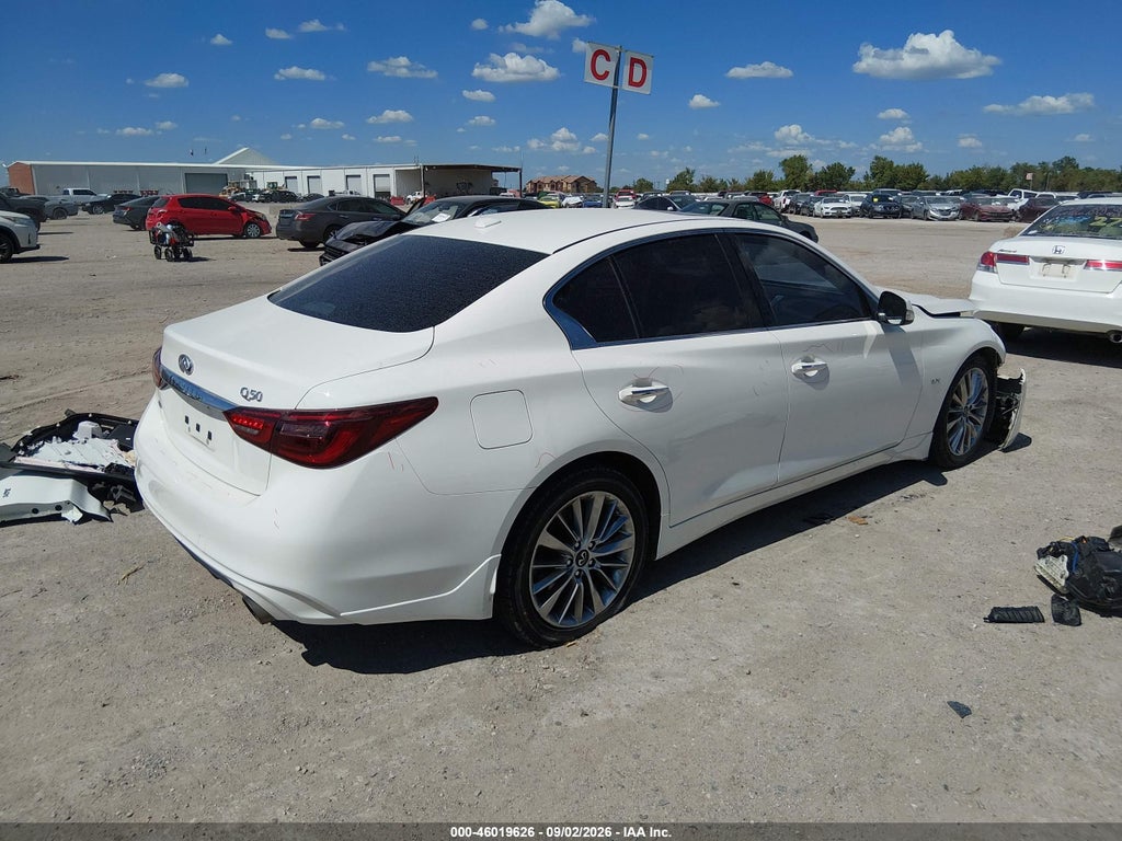 2020 Infiniti Q50 Luxe AWD photo 4