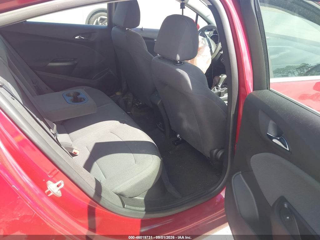 2019 Chevrolet Cruze LT photo 8