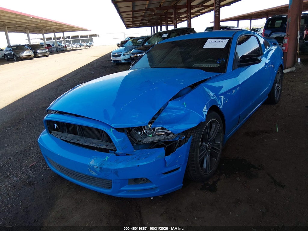 2013 Ford Mustang V6 photo 6