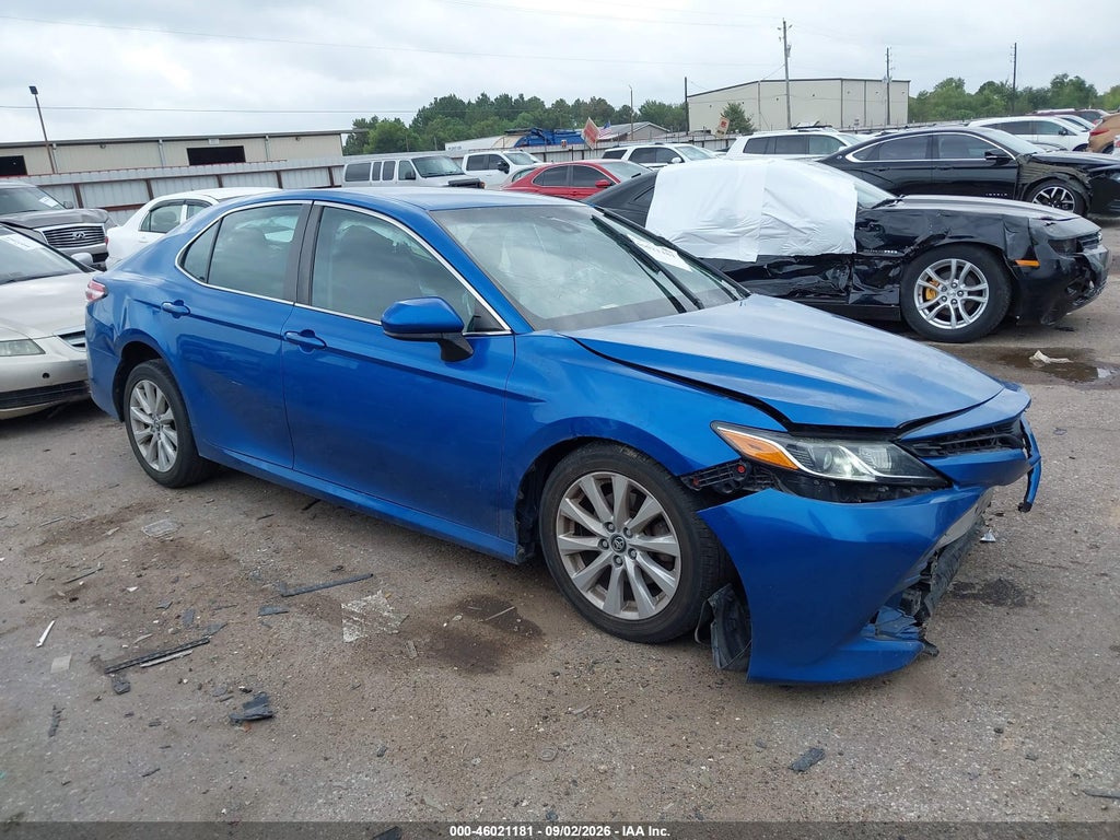 TOYOTA CAMRY 2020