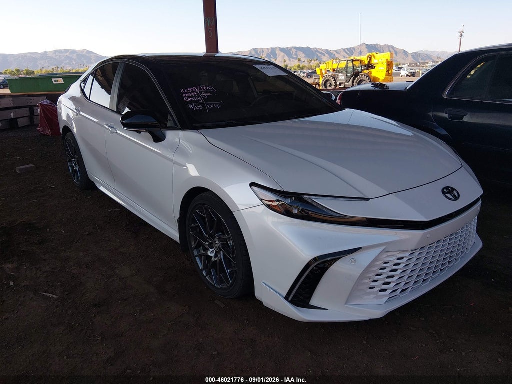 TOYOTA CAMRY 2025