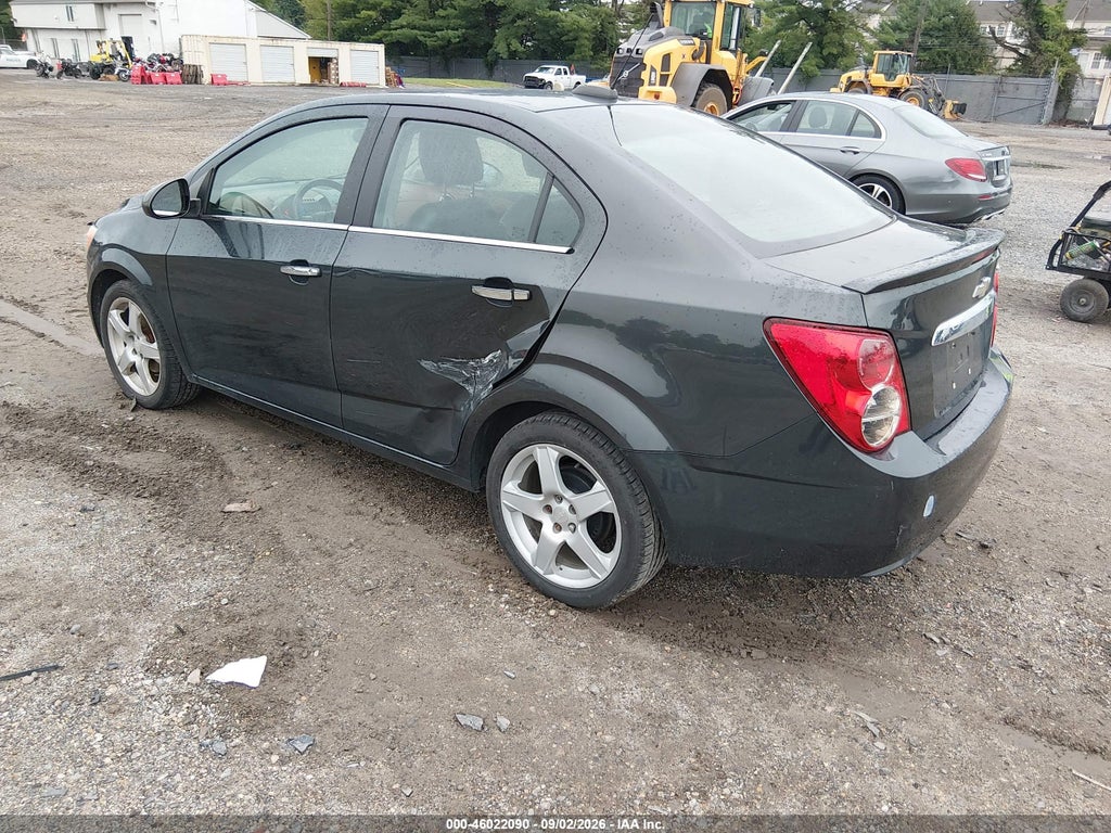 2015 Chevrolet Sonic LTZ Auto photo 3