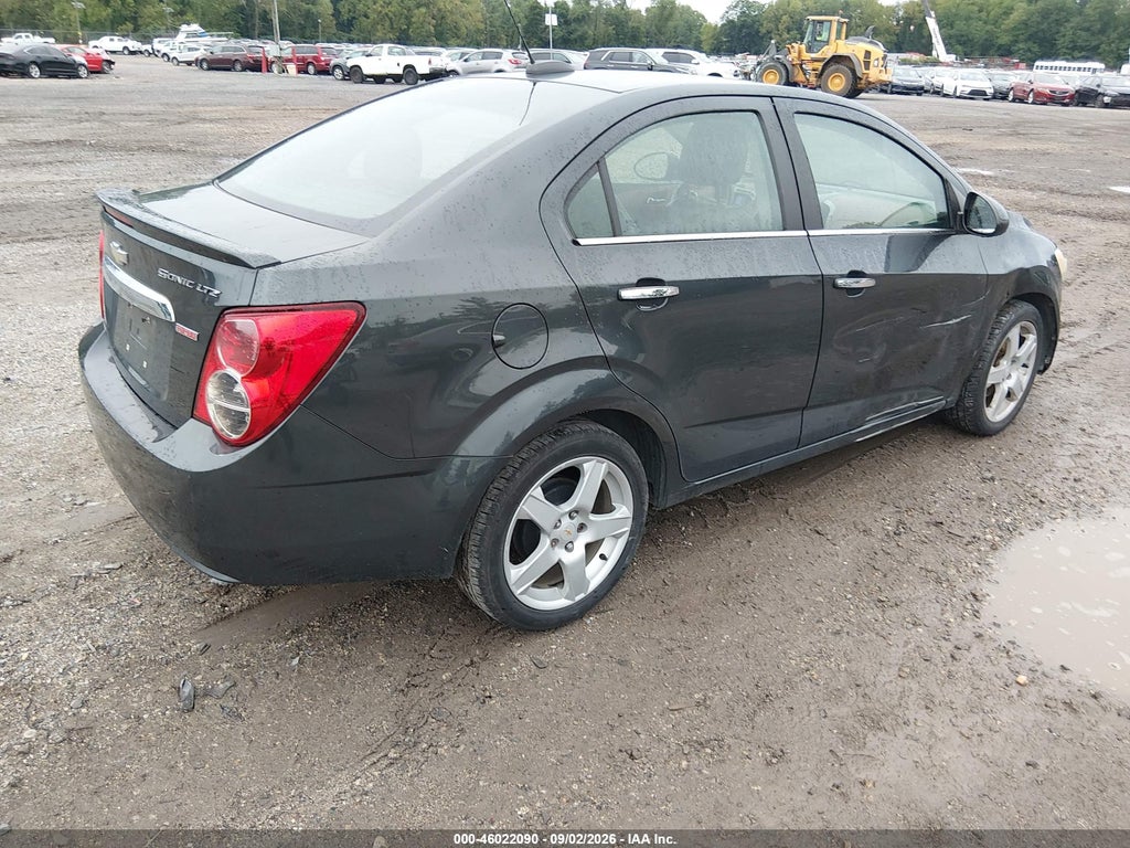 2015 Chevrolet Sonic LTZ Auto photo 4