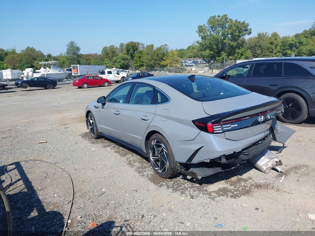 2024 Hyundai Sonata SEL photo 3