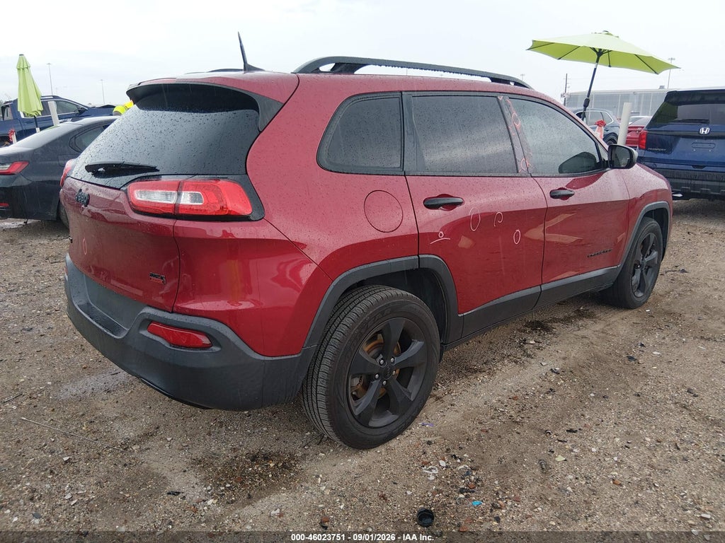 2017 Jeep Cherokee Altitude 4X4 photo 4