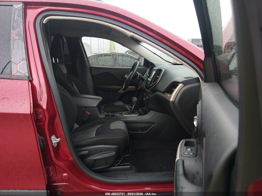 2017 Jeep Cherokee Altitude 4X4 photo 5