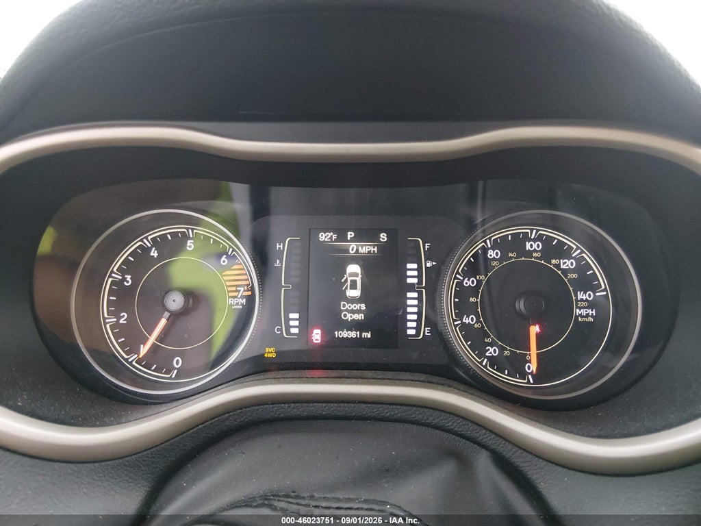 2017 Jeep Cherokee Altitude 4X4 photo 7