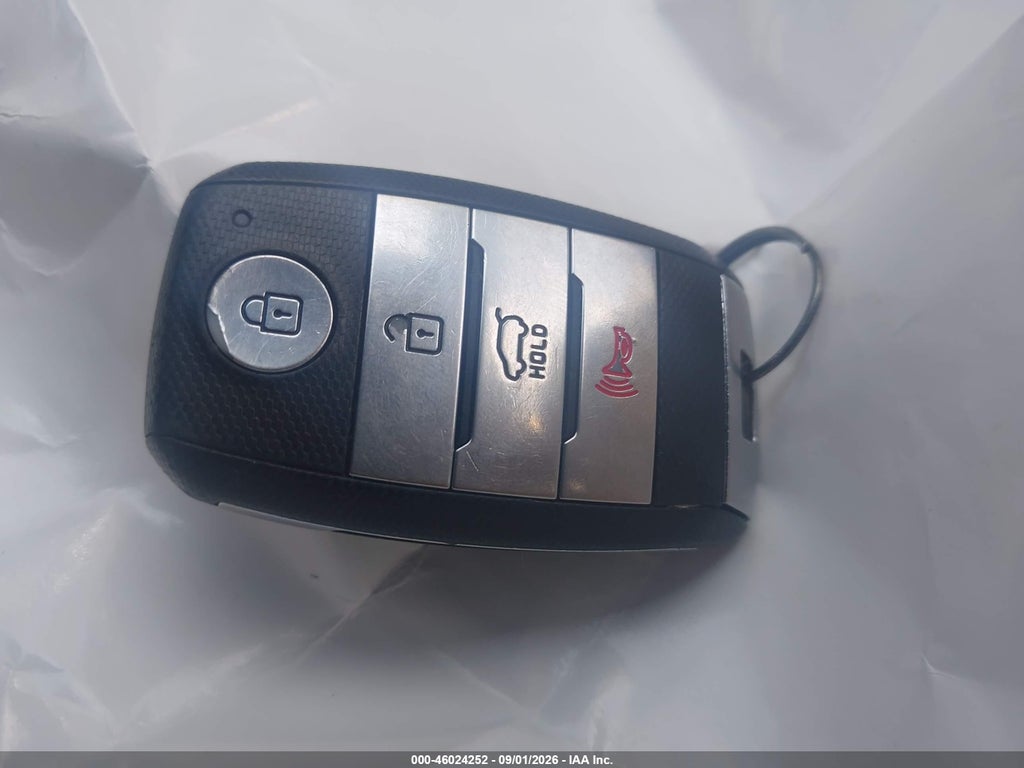 2020 Kia Sorento 3.3L S photo 11