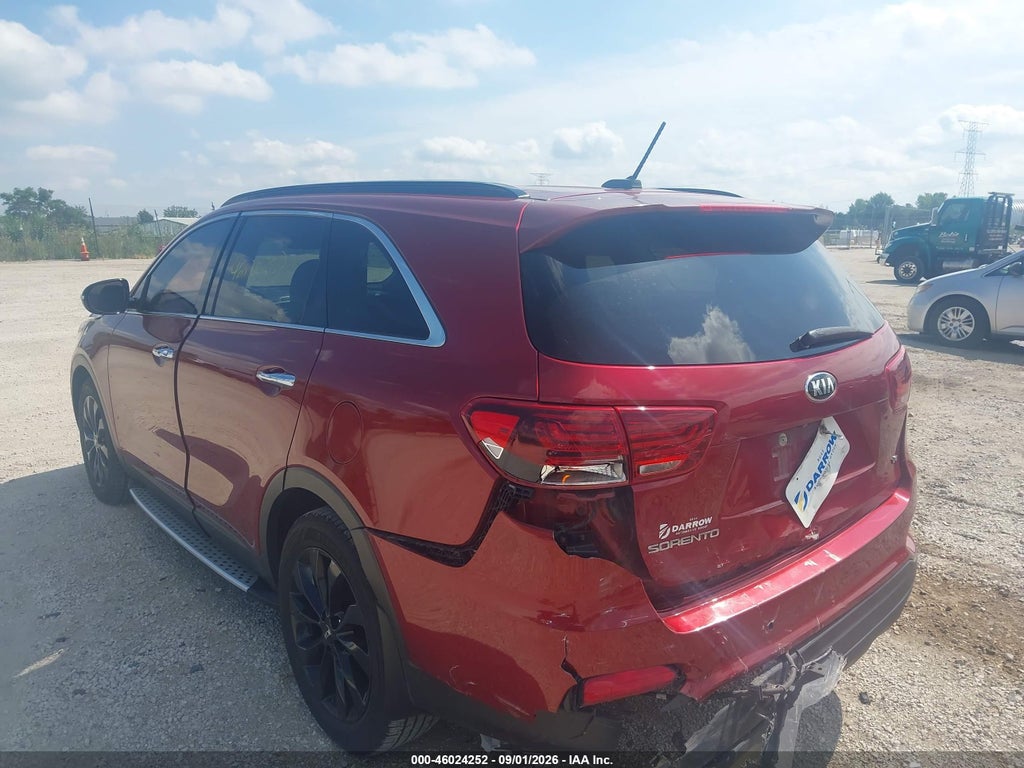 2020 Kia Sorento 3.3L S photo 3